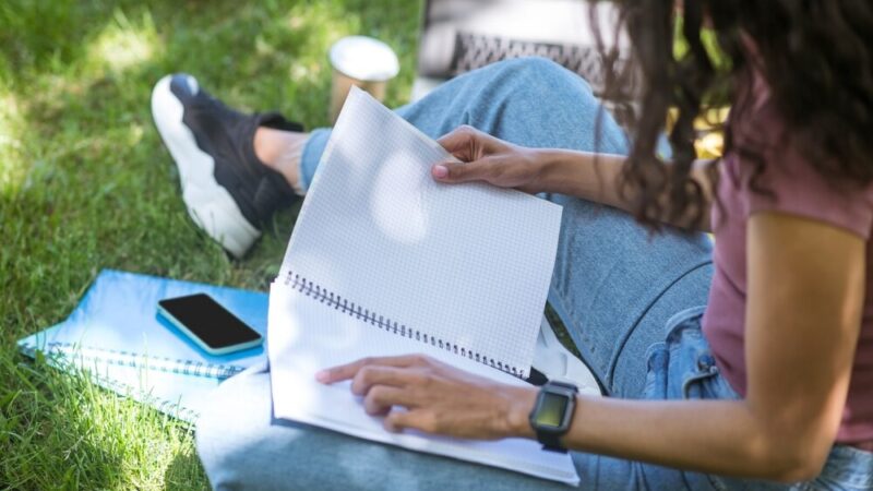 Studenci bezpieczeństwa wewnętrznego w akcji: odkrywają świat przewodników psów służbowych!