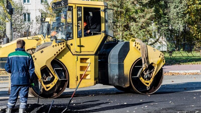 Nowe oblicze Sobótki: modernizacja skrzyżowania na placu Wolności ruszyła!