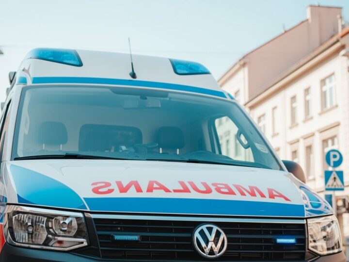 Wizja lokalna przejazdów kolejowo-drogowych w Czernicy: Bezpieczeństwo na pierwszym miejscu