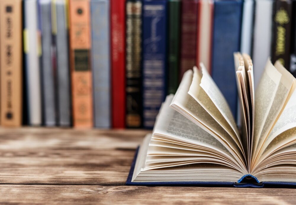 Anna Jadowska: Reżyserka z Wrocławia zaskakuje literackim debiutem