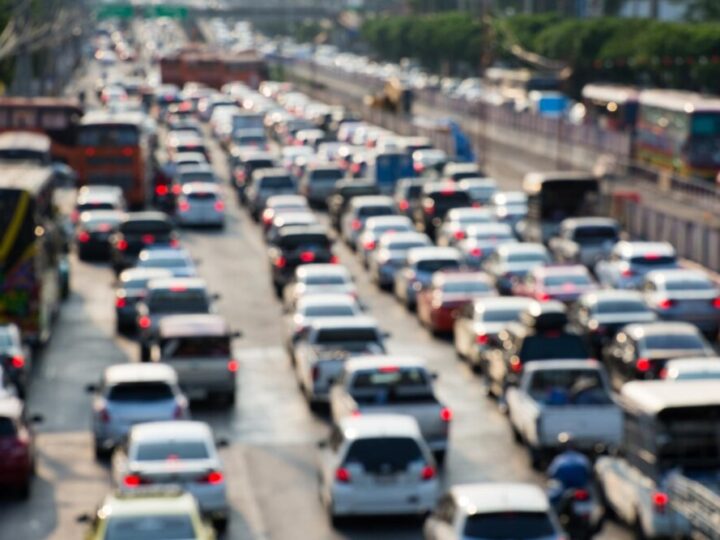 Karambol na A4 pod Wrocławiem powoduje korki i utrudnienia