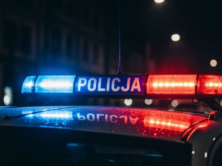 Czujność Policji w Akcji: Zatrzymanie Poszukiwanego Mężczyzny w Jaworze