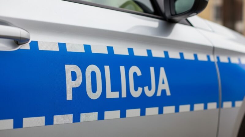 Nocna akcja w Oleśnicy: Kierowca z zakazem i narkotykami w rękach policji!