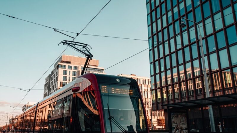 Zabytkowe tramwaje Wrocławia: Majówka pełna historii i atrakcji!