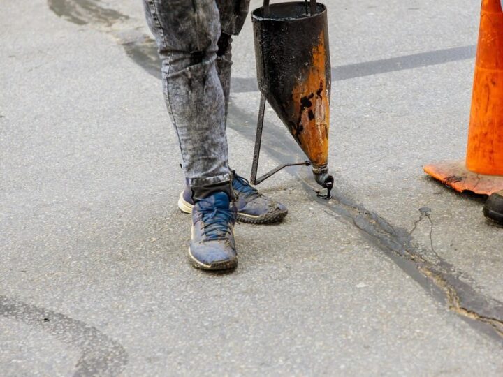 Mecalac w akcji: Wrocław zyskuje nową jakość w pracach torowych!