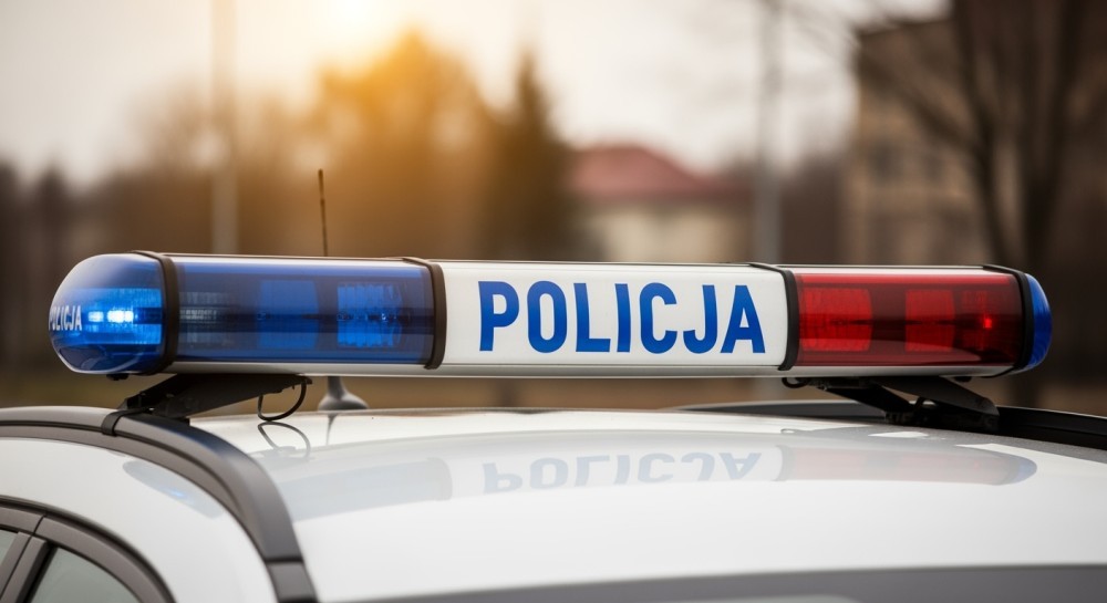 Policjanci ratują sytuację na trasie: jak uniknąć stresu podczas awarii!