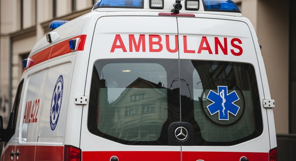 Bohaterowie w mundurach: Policjanci uratowali mieszkańców Oborników Śląskich przed tragedią