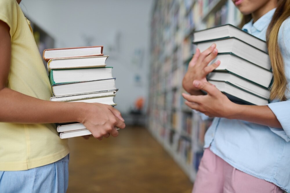 Osiem dekad edukacji: Jubileusz szkół w Rogowie Sobóckim i Świątnikach