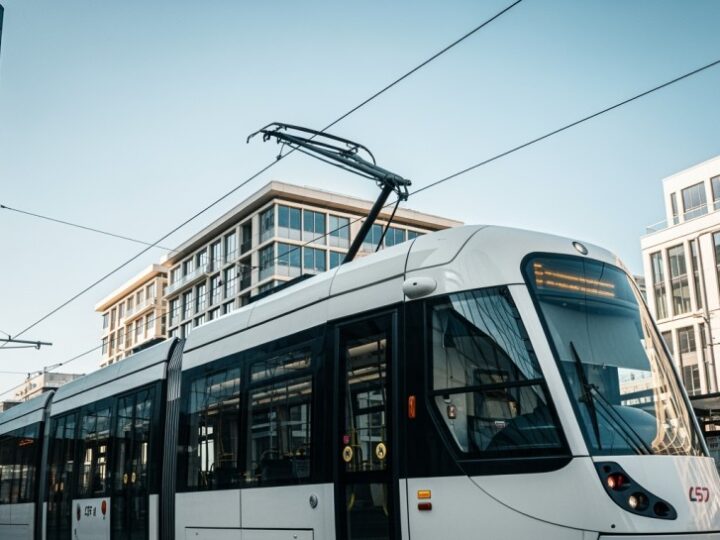 Tramwaje nie dojeżdżają do Oporowa z powodu uszkodzonego pantografu