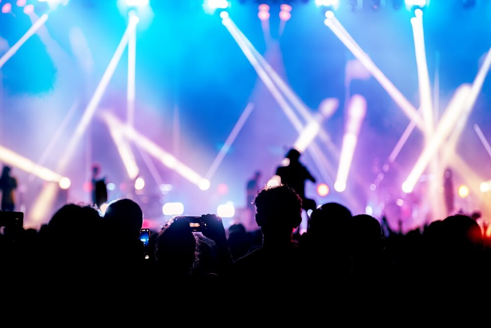 Wrocław rozbrzmiewa muzyką: Festiwal Erste Letnie Brzmienia 2026!