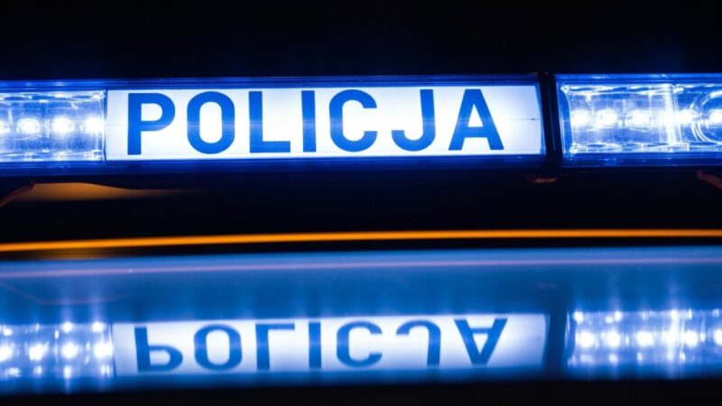 Czujny policjant zatrzymuje pijanego kierowcę w czasie wolnym