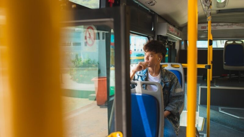 Nowe trasy autobusów w Gminie Długołęka: przywrócenie linii i zmiany kursów