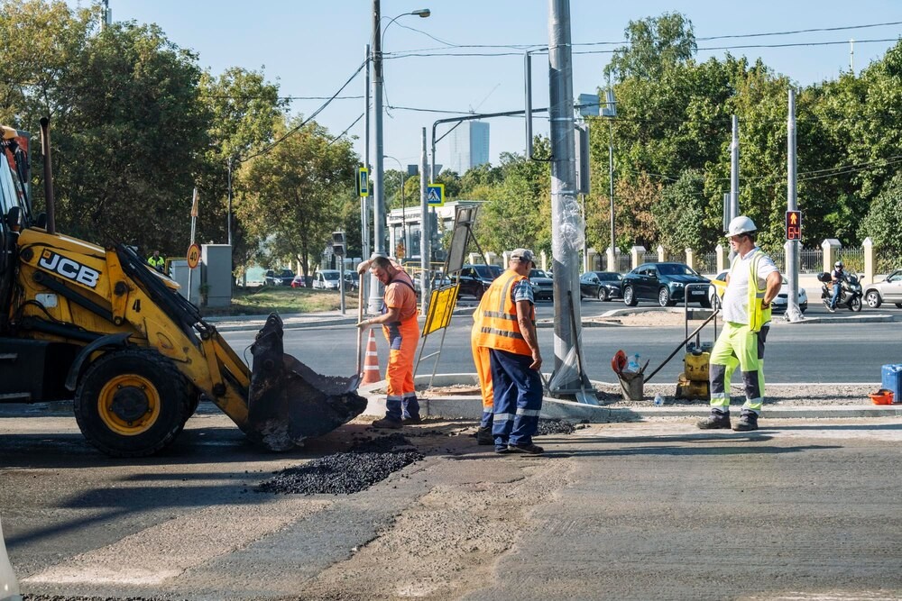 Remont chodnika na Moście Osobowickim: bezpieczniejszy ruch pieszy i rowerowy w Wrocławiu