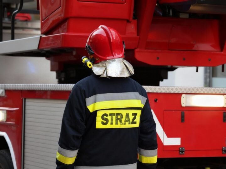 Tramwaj zderzył się z busem we Wrocławiu – pięć osób w szpitalu