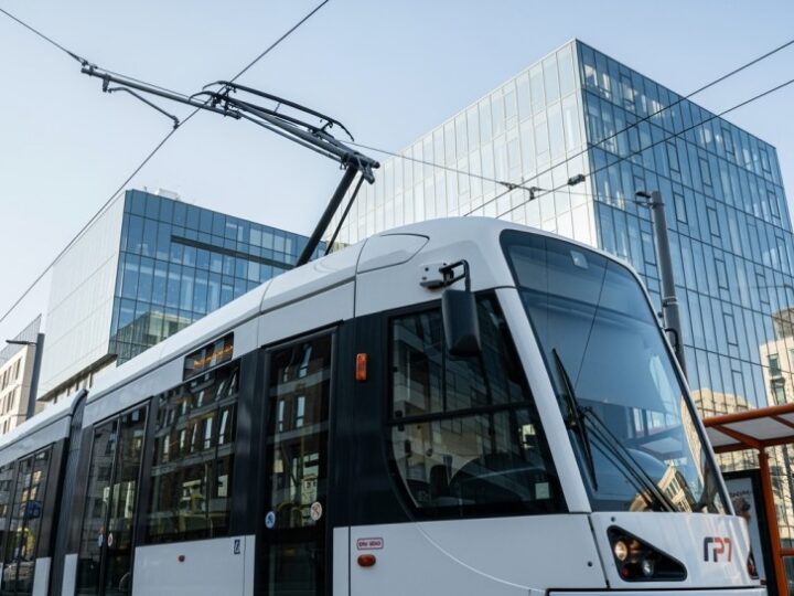 Wrocław w zieleni: Ponad 20 km torowisk z roślinnością!