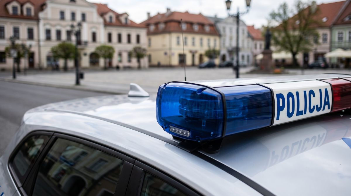 Desperacka ucieczka w lesie: Policja zatrzymała 29-latka po szaleńczym pościgu