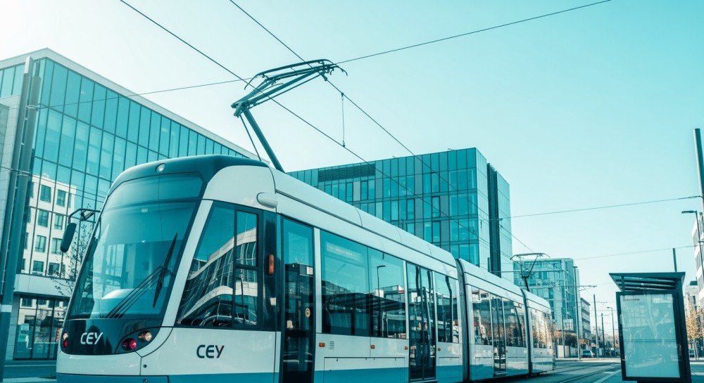 Kolizja tramwajów na ul. Kosmonautów – zmiany w trasach komunikacji miejskiej