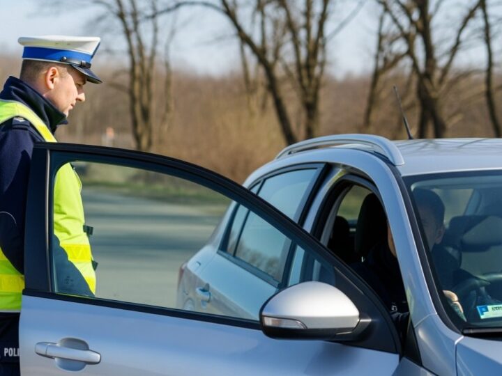 Za wszelką cenę chciał uniknąć spotkania z policjantami
