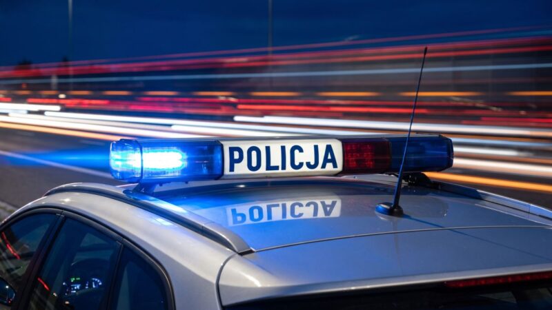 Sąsiedzki koszmar: 42-latek z bronią w ręku zatrzymany przez policję