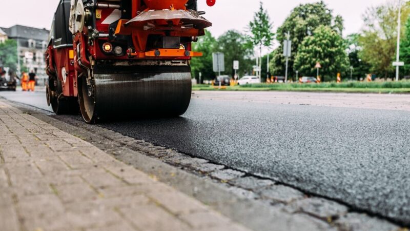 Księginice Małe z nową drogą: Ulica Zbożowa zmodernizowana!