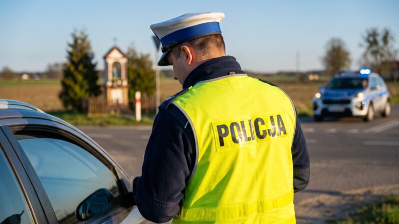 Desperacki pościg przez Dolny Śląsk: zatrzymany uciekinier bez prawa jazdy