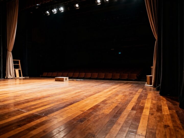 Edukacja Rity: Niezapomniany wieczór z Wrocławskim Teatrem Komedia w Żórawinie!