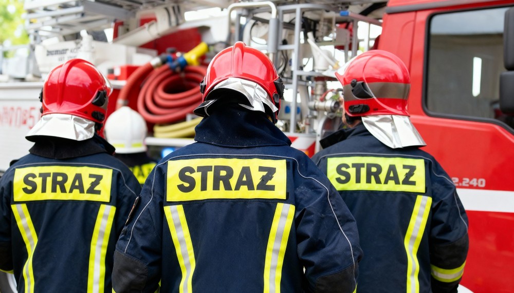 Solidarność w Żalu: Polska Oddaje Hołd Poległym Strażakom z Nisku