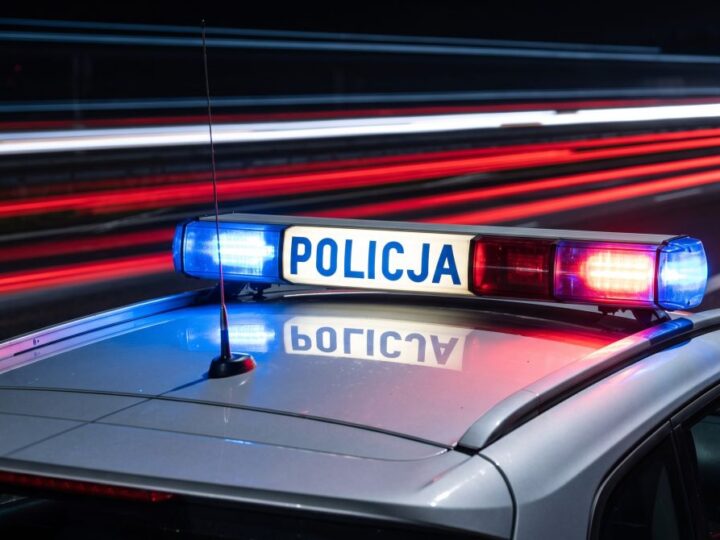Ukradł busa kurierowi i próbował uciekać przed policjantami. 47-latek zatrzymany podczas dynamicznego pościgu