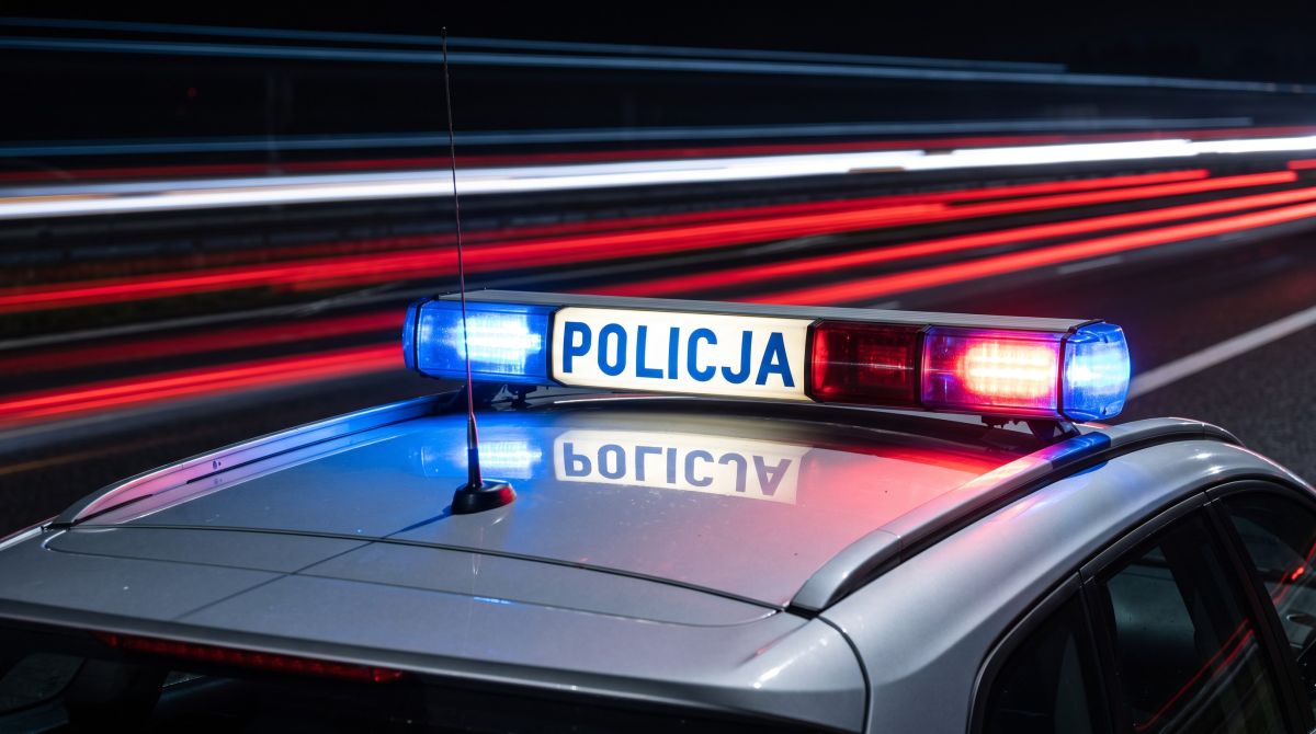 Ukradł busa kurierowi i próbował uciekać przed policjantami. 47-latek zatrzymany podczas dynamicznego pościgu
